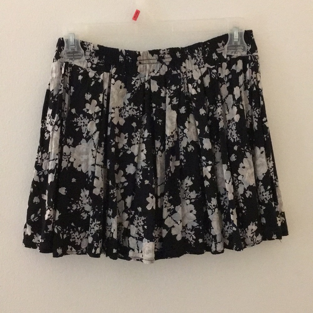 Brandy Melville floral skirt